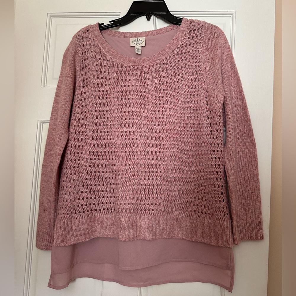 Women's St Johns Bay sweater. sheer bottom edge. Medium. light pink/mauve color